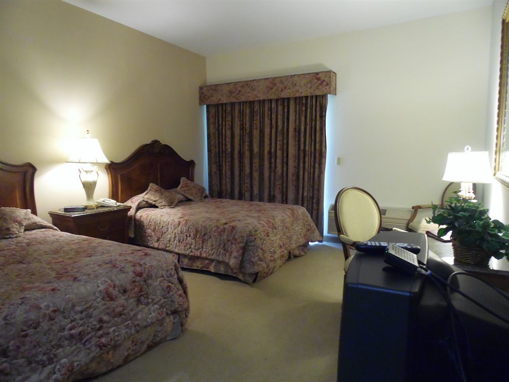 Regalia Hotel & Conference Center Village of Four Seasons Esterno foto