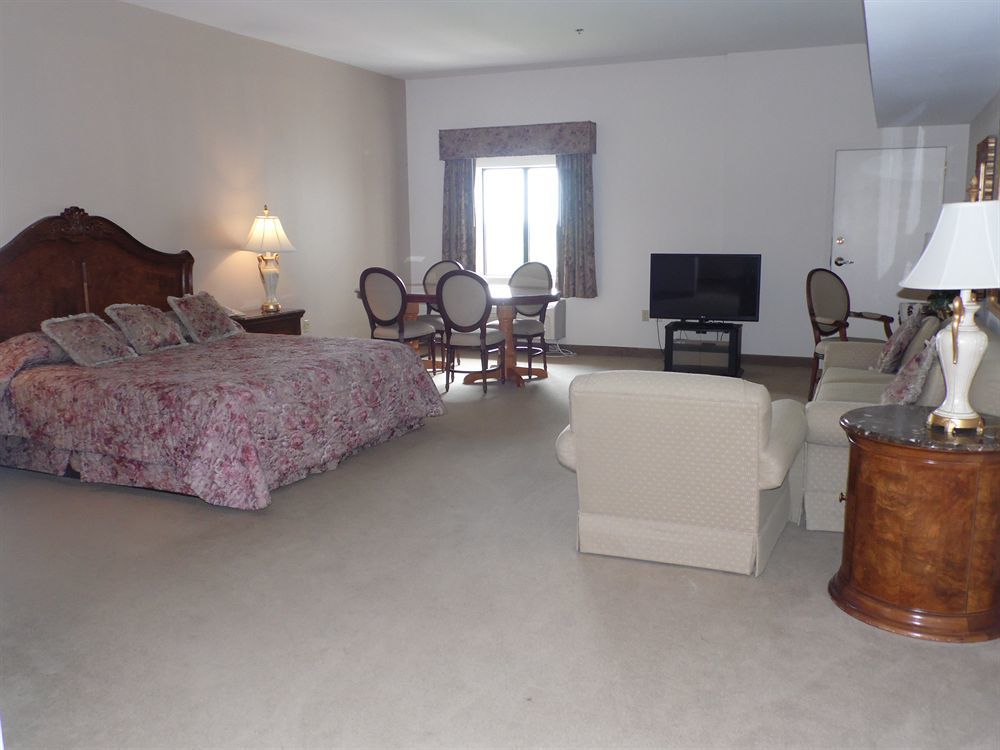Regalia Hotel & Conference Center Village of Four Seasons Esterno foto